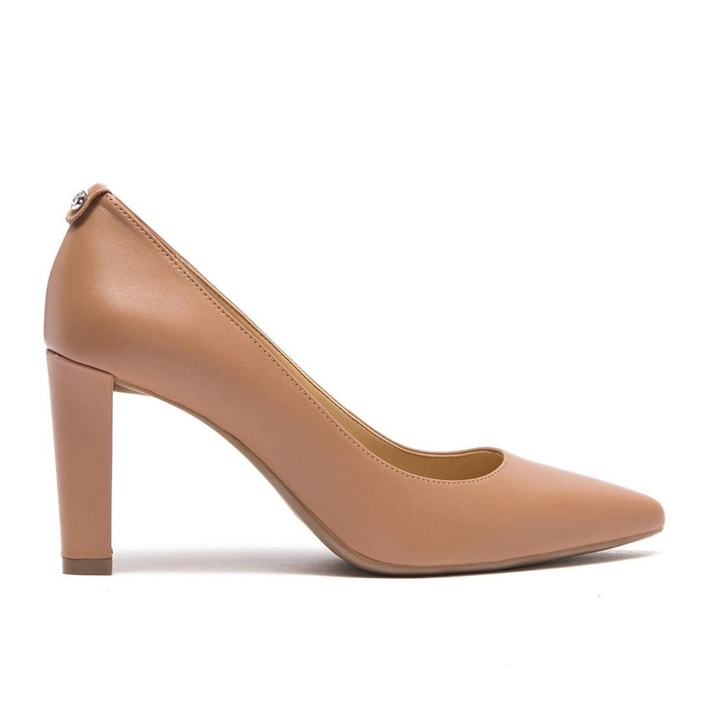 Michael Kors Abbi Flex Pump Leather - Taupe in size 7M